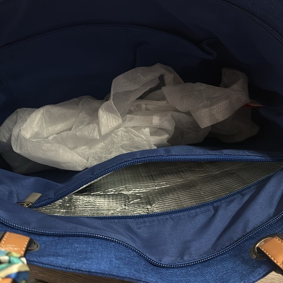 Porto Vino City Tote with Ice Pack & (2) Packs of 4 Refill Packs NWT - Picture 15 of 15